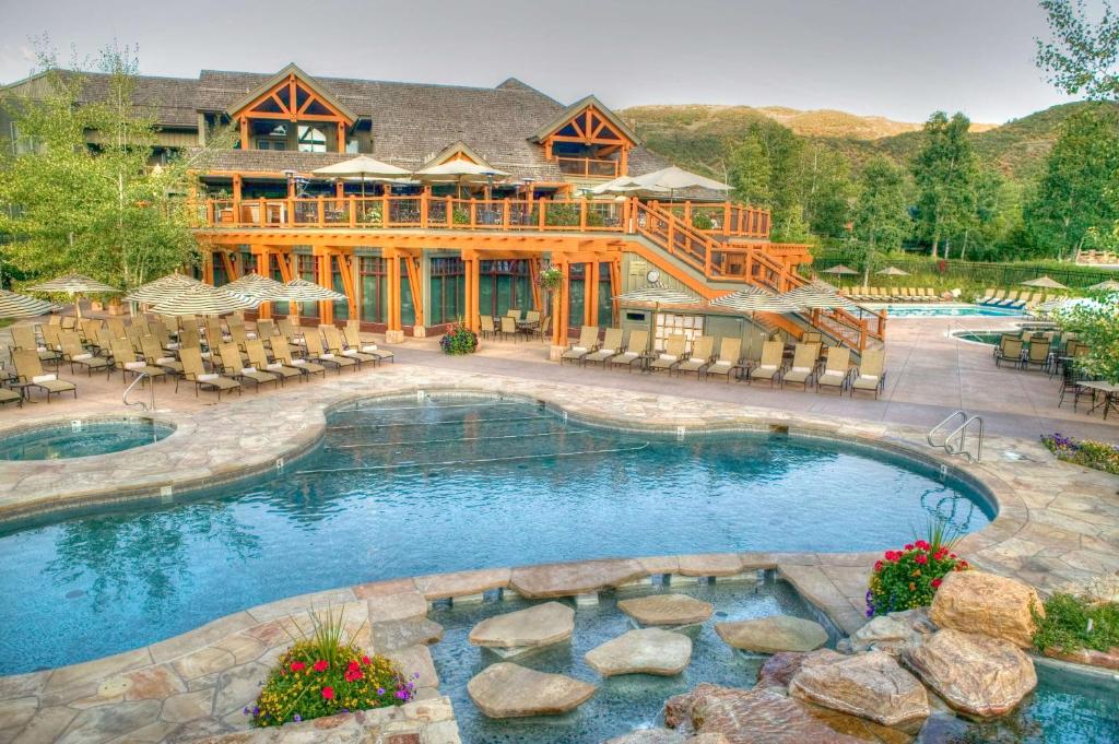 Villas at Snowmass Club