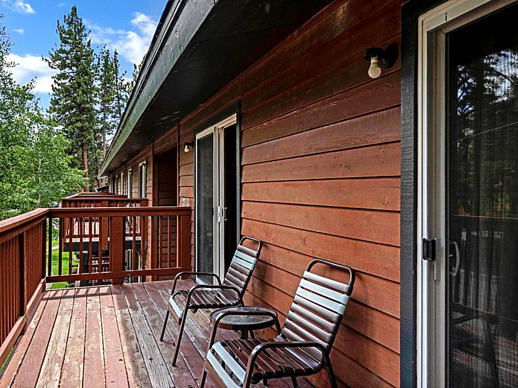 3 Peaks Resort & Beach Club: Two-Bedroom Townhouse (South Lake Tahoe) 