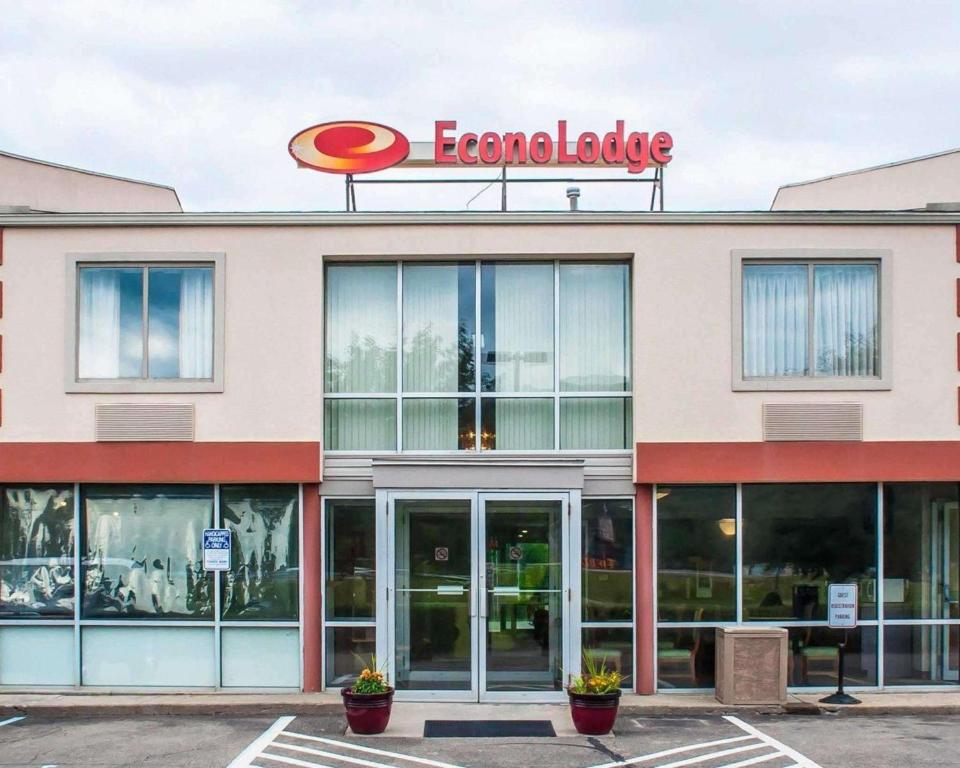 Econo Lodge Elmira-Corning