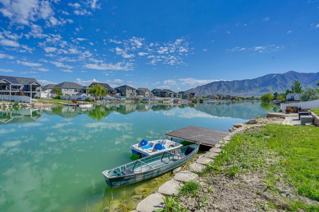 Lakefront Utah Home with Private Beach, Dock and Canoe